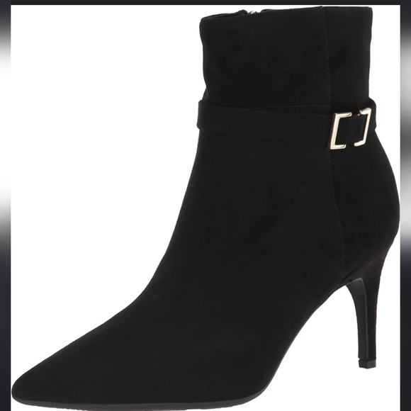 Nine West black suede pointed ankle booties size: 12 - Picture 1 of 17